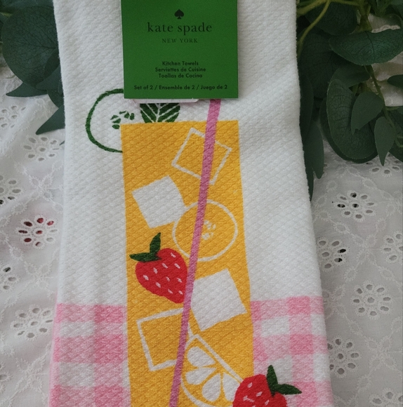 Kate Spade Pink and Yellow Lemonade Kitchen Towel - Picture 4 of 4